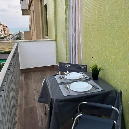 All'85, Lido Di Ostia, Roma Apartamento *